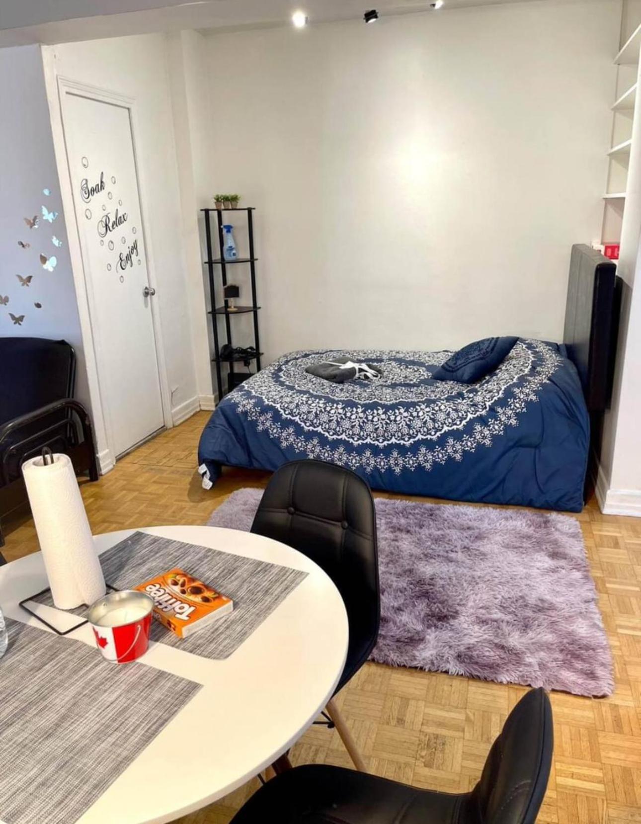 Appartamento Affordable Cuttie 4 Persons 2 Beds In Downtown Montréal Esterno foto